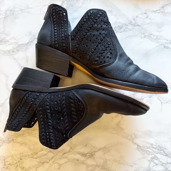 Vince Camuto Prasata boho western ankle bootie boots - Picture 4 of 9